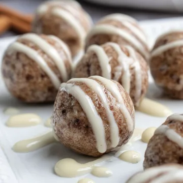 Cinnamon Roll Protein Balls