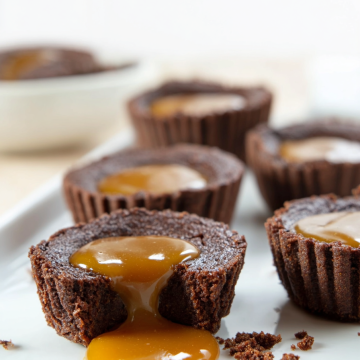 Keto Caramel Brownie Bites