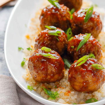 Honey Sriracha Glazed Turkey Meatballs