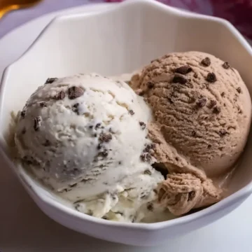 4-Ingredient Keto Ice Cream