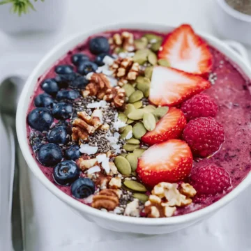 Ultimate Keto Acai Bowl (No Banana or Dairy)