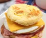 Quick Keto Breakfast Sandwich: Egg, Cheese & Ham